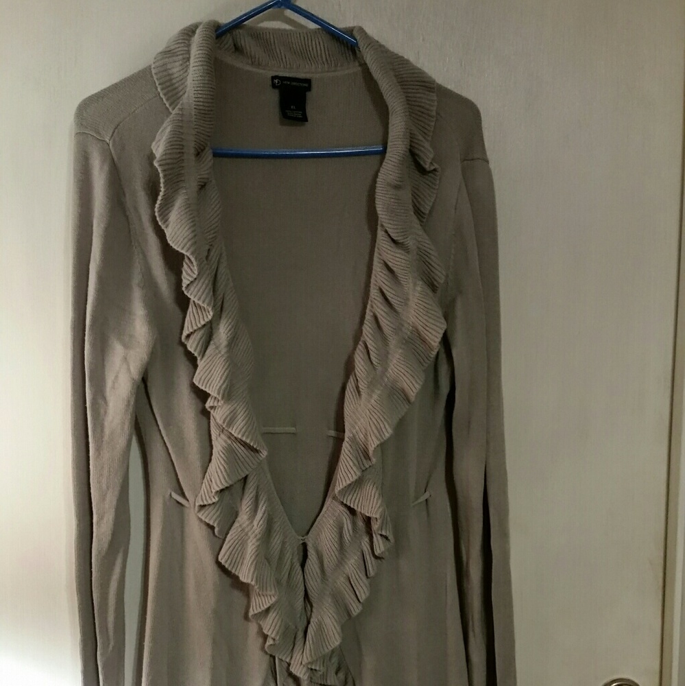 New Directions Ruffled Frilly Cardigan Sweater XL